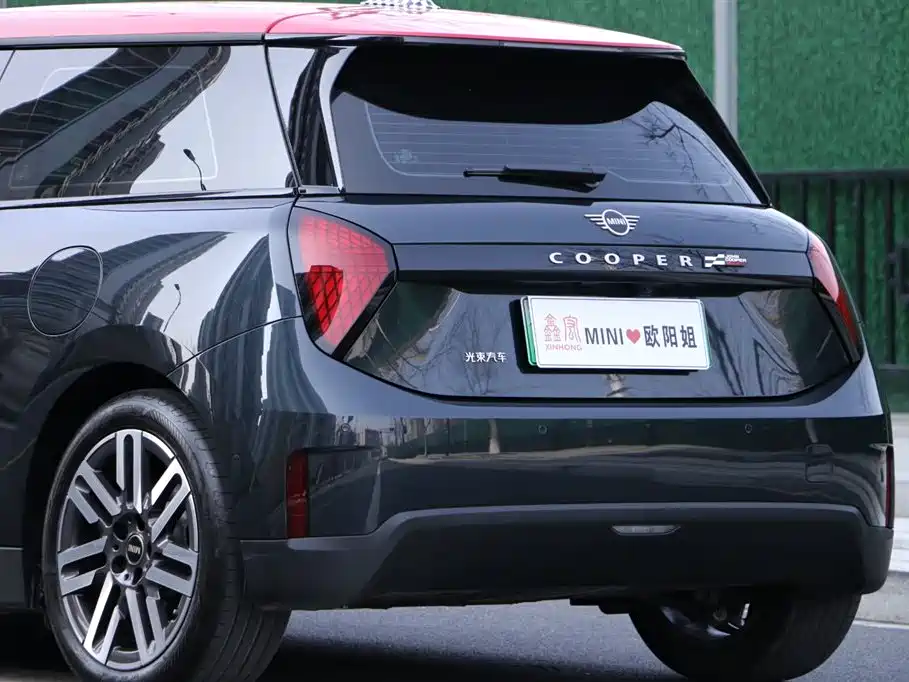 MINI ELECTRIC  COOPER