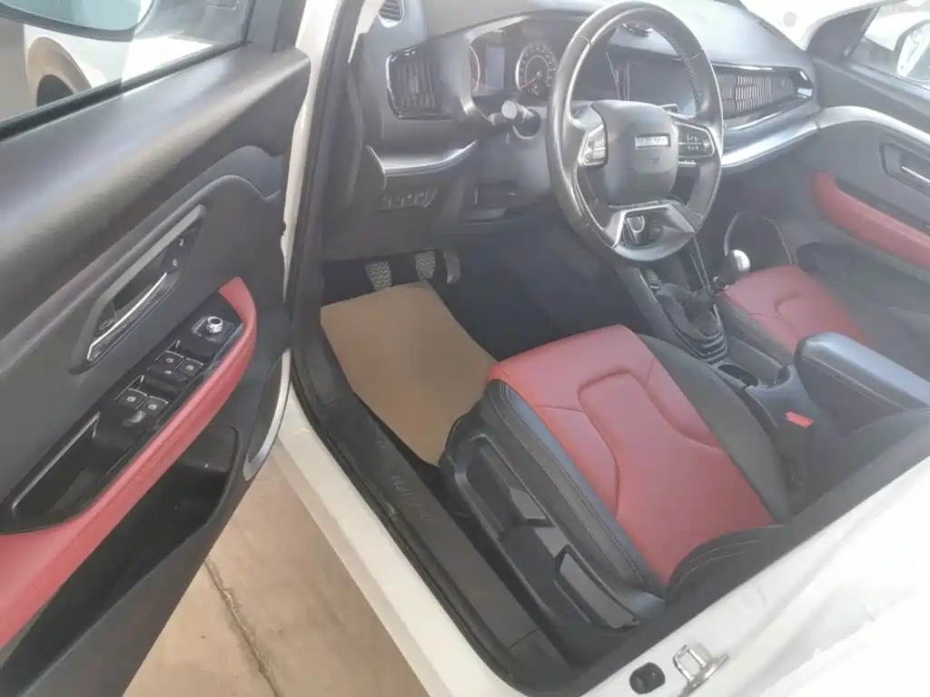 Haval H2s 2017 2017 Blue Label 1.5T Manual Elite