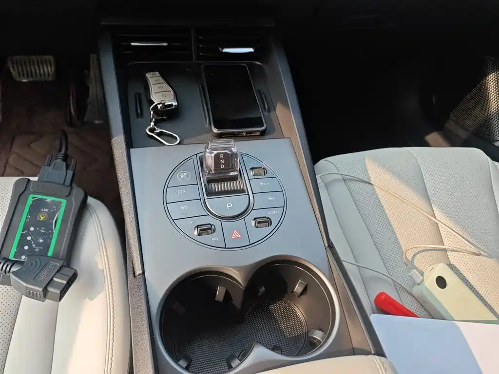 BYD Seal 06 New Energy 2024 DM-i 80KM Luxury фото 14
