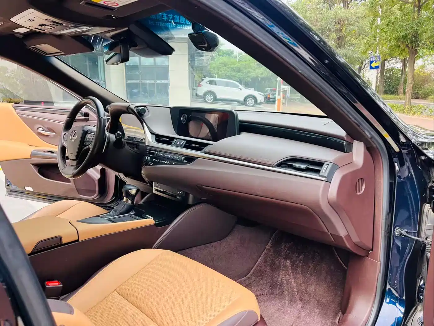 Lexus ES 2020 200 Excellence фото 28