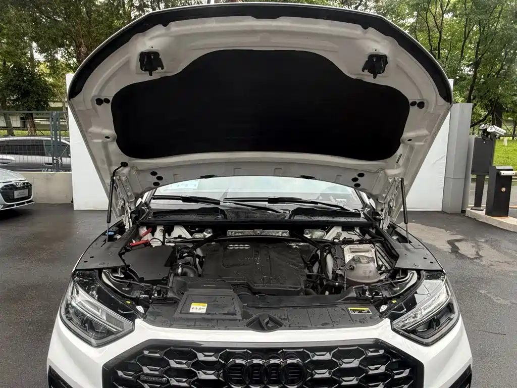 Audi Q5L Sportback 2024 2024 40 TFSI Luxury Version