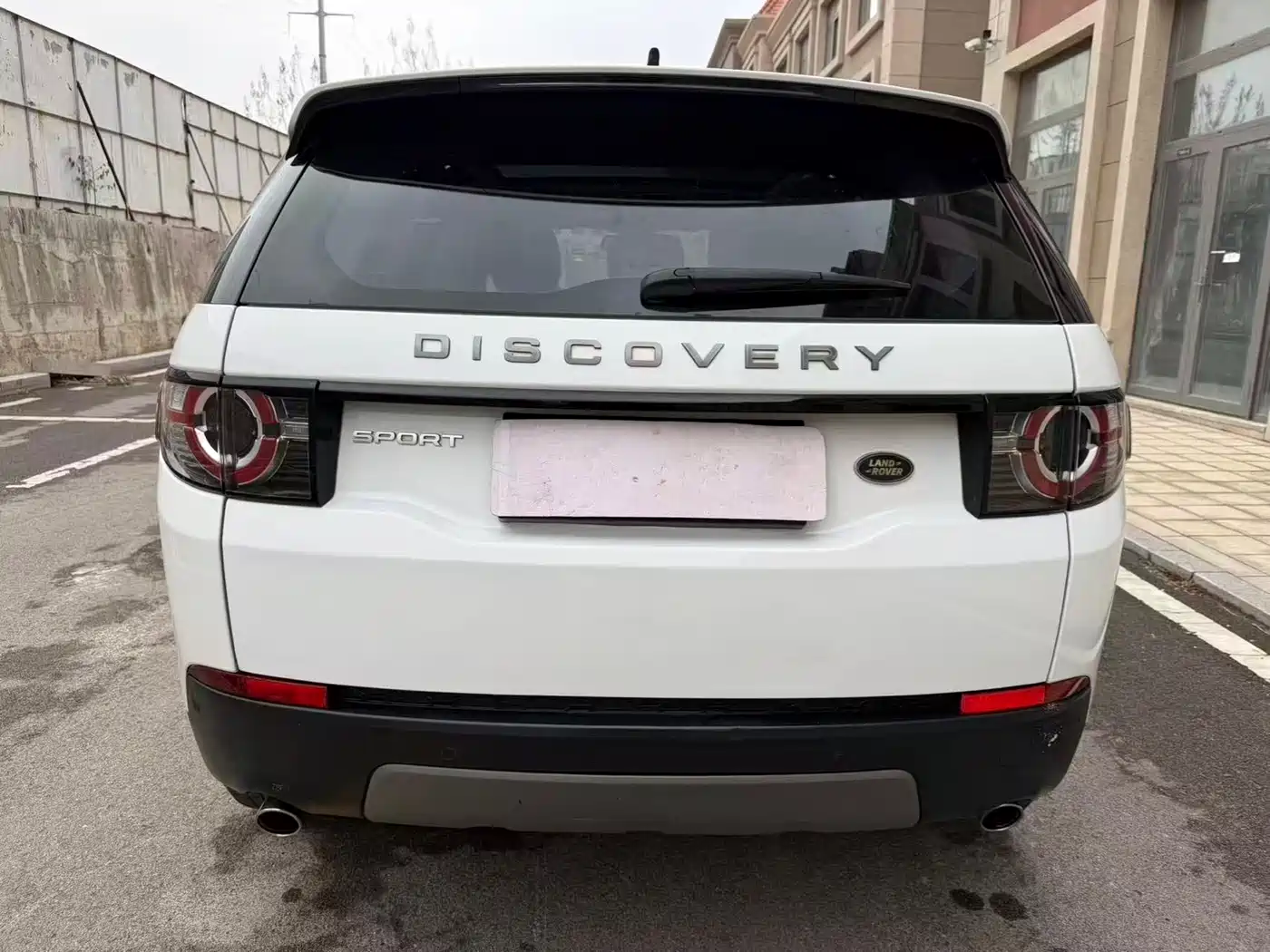 Land Rover Discovery Sport 2018 240PS SE Edition фото 12