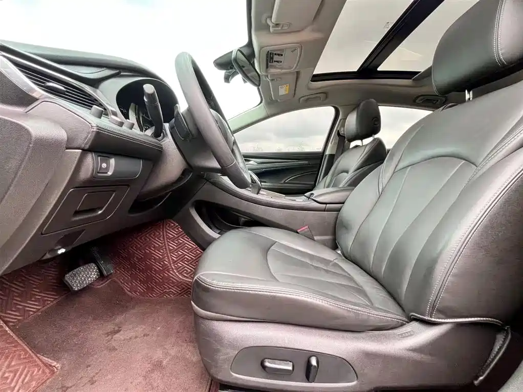 Buick LaCrosse 2022 552T Luxury фото 2