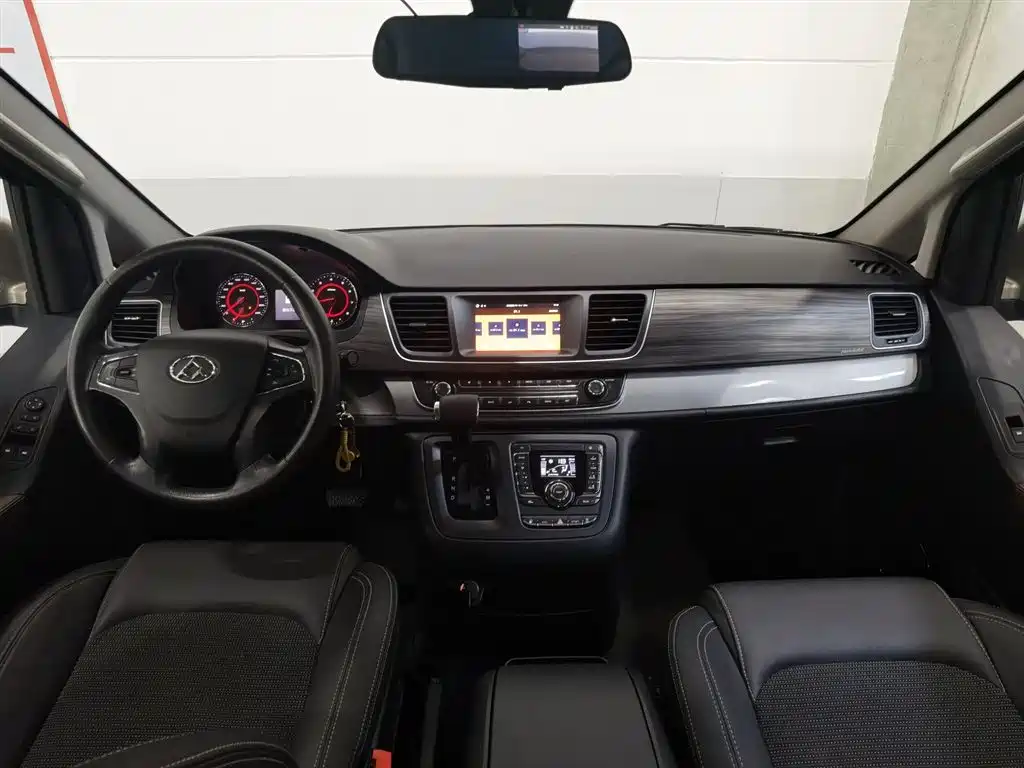 SAIC Maxus Maxus G10 2018 PLUS 2.0T Automatic Elite Edition фото 5
