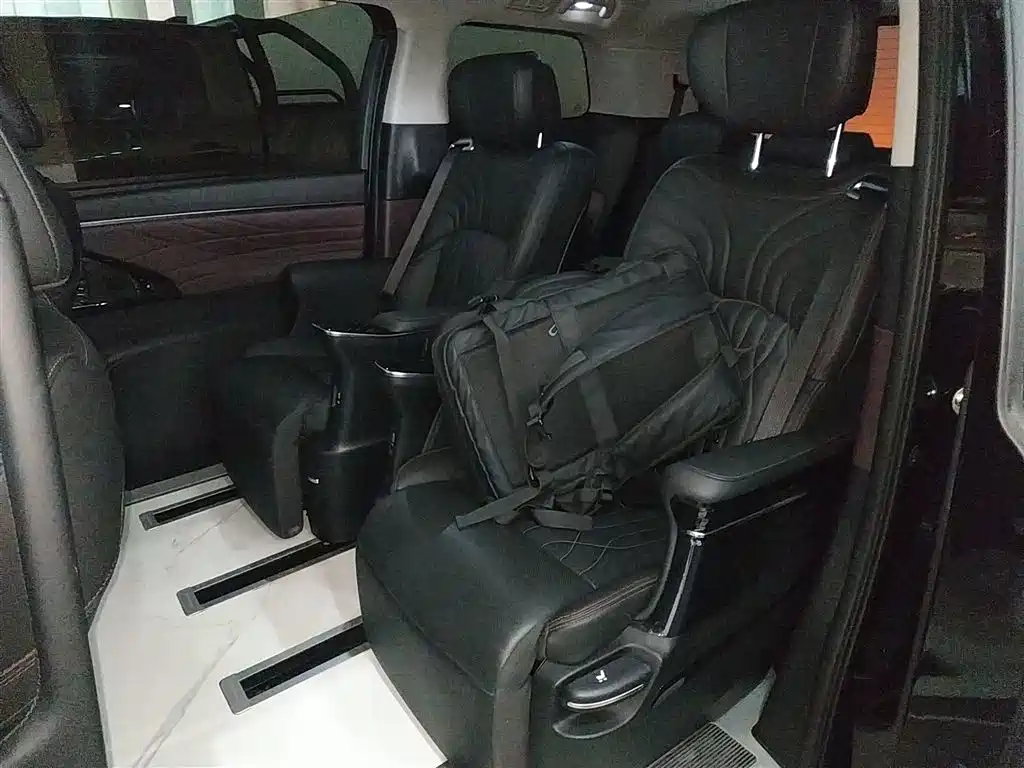 GAC Trumpchi Trumpchi M8 2024 Master Series 400T Premium Edition фото 17