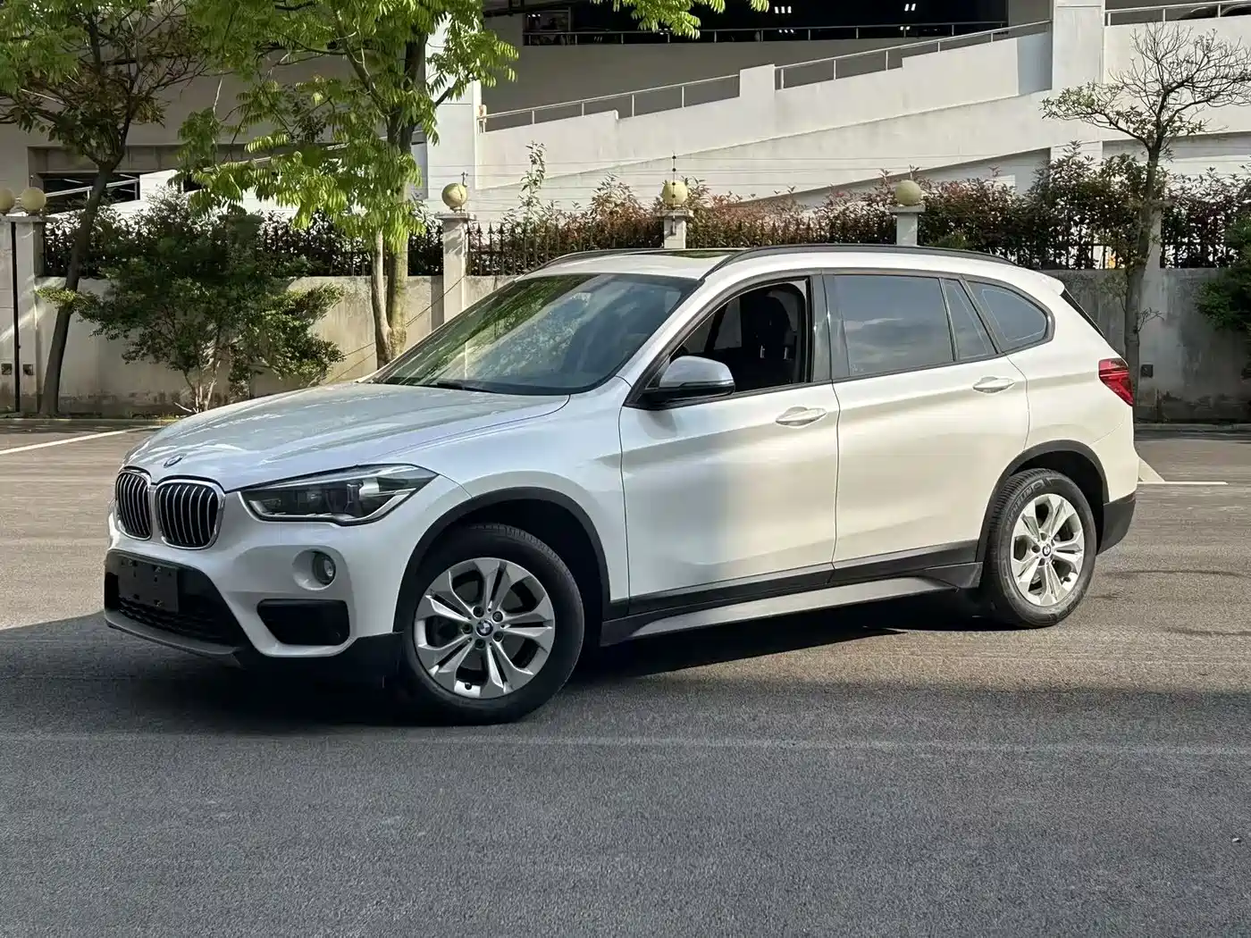 BMW X1 2016 sDrive18Li Premium Model