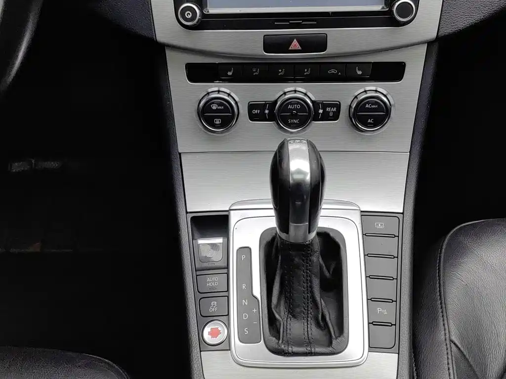 Photo 13 - Volkswagen Magotan