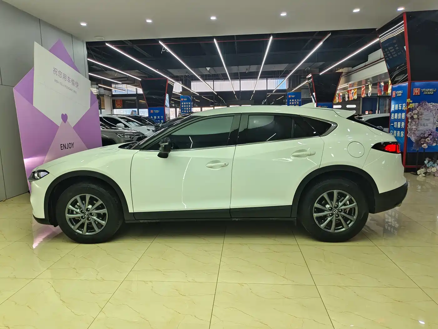 Mazda CX-4 2023 2021 2.0L Auto FWD Skyactiv Vitality Edition