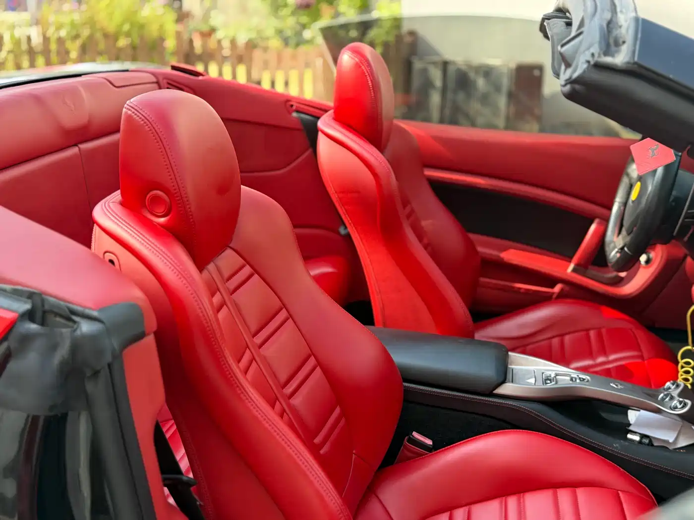 Ferrari California T 2011 2012 4.3L Standard