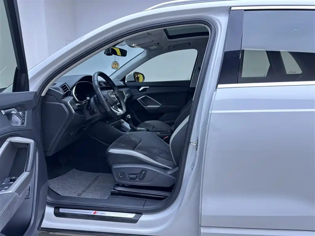 Audi Q3 2022 35 TFSI Progressive Dynamic фото 7