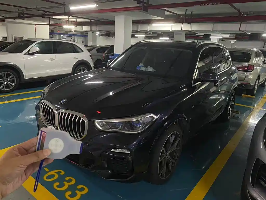 BMW X5 (Import)