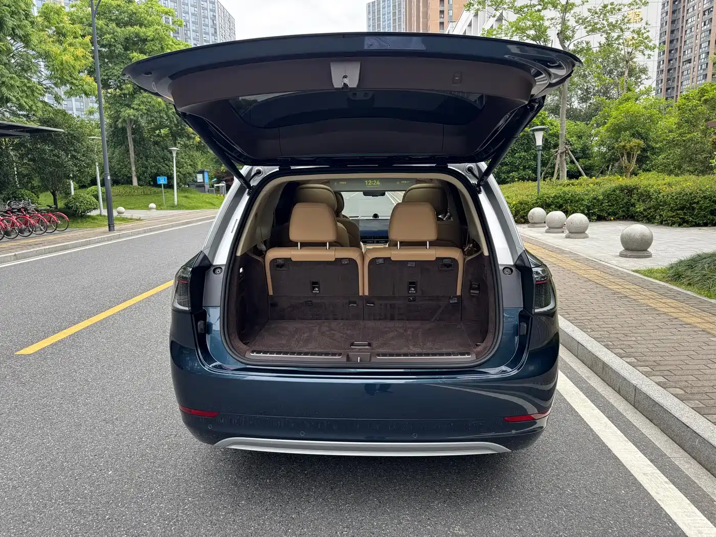 AITO Wenjie AITO M9 2025 Extended Range Ultra 52kWh 6-Seater фото 21