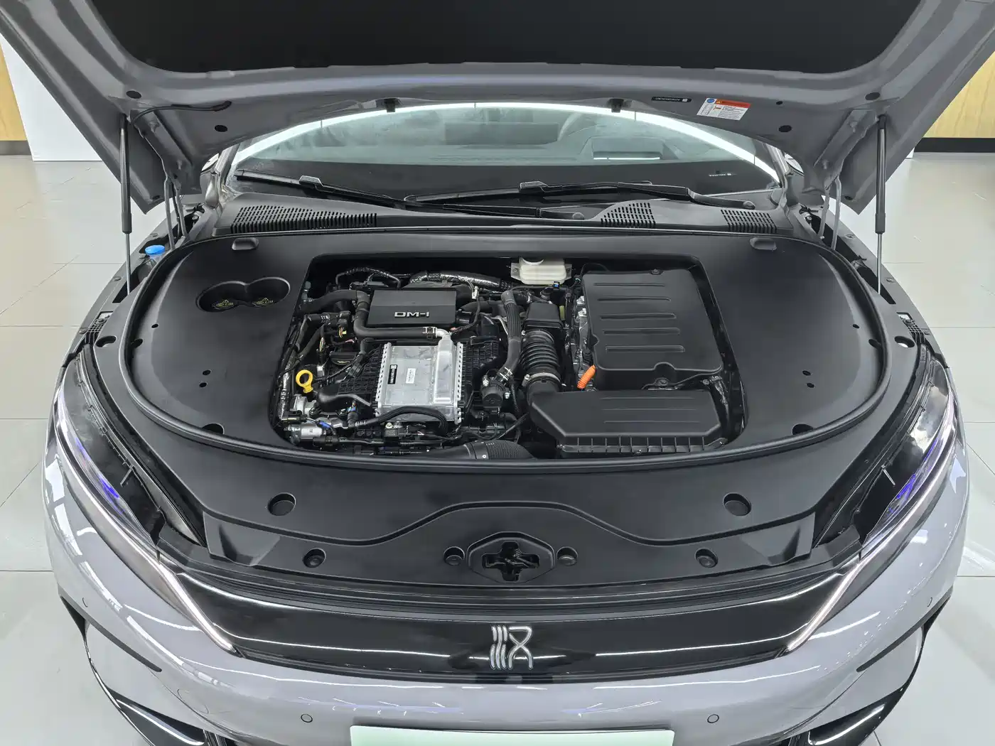 BYD Han 2025 DM-i 125KM LiDAR Smart Driving фото 17