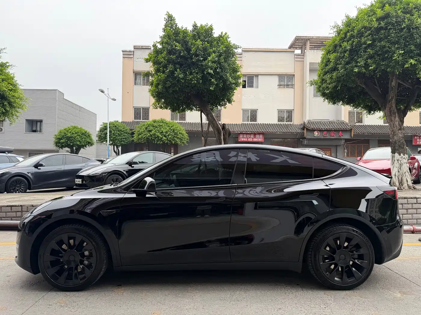 Фото 4 - Tesla Model Y