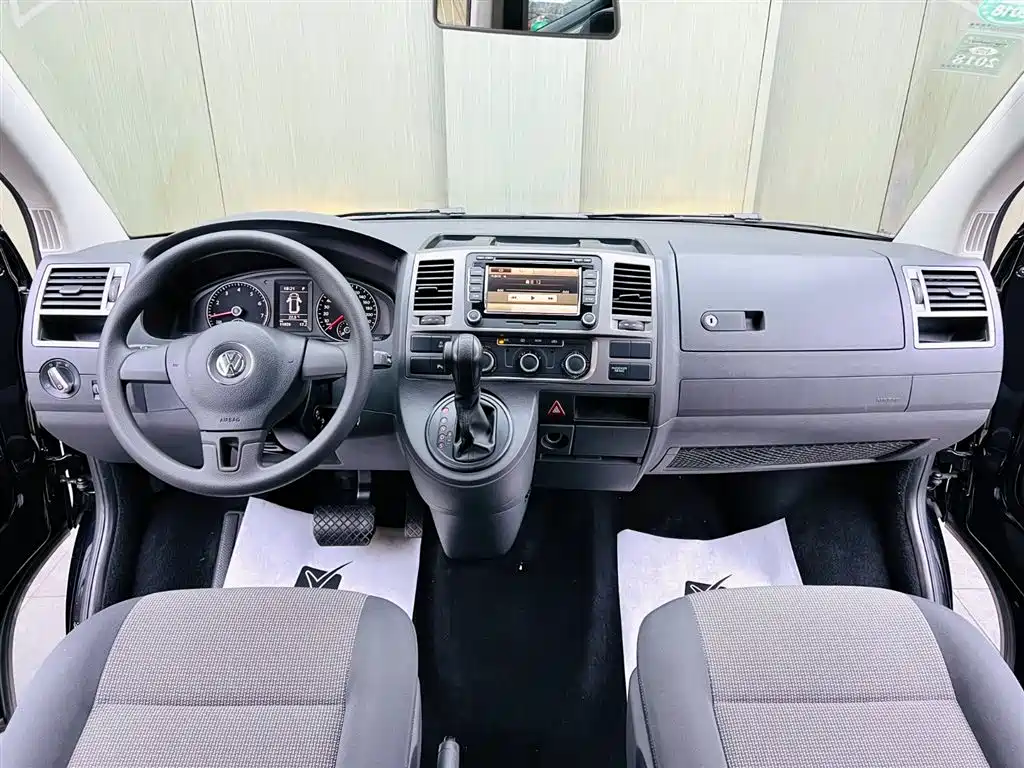 Volkswagen Caravelle 2014 2014 2.0TSI 4WD Comfort Edition