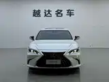Фото 2 - Lexus ES