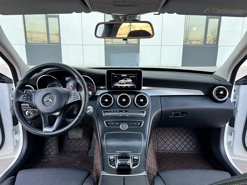 Mercedes-Benz C-Class 2018 C 200 L Sport Edition фото 8