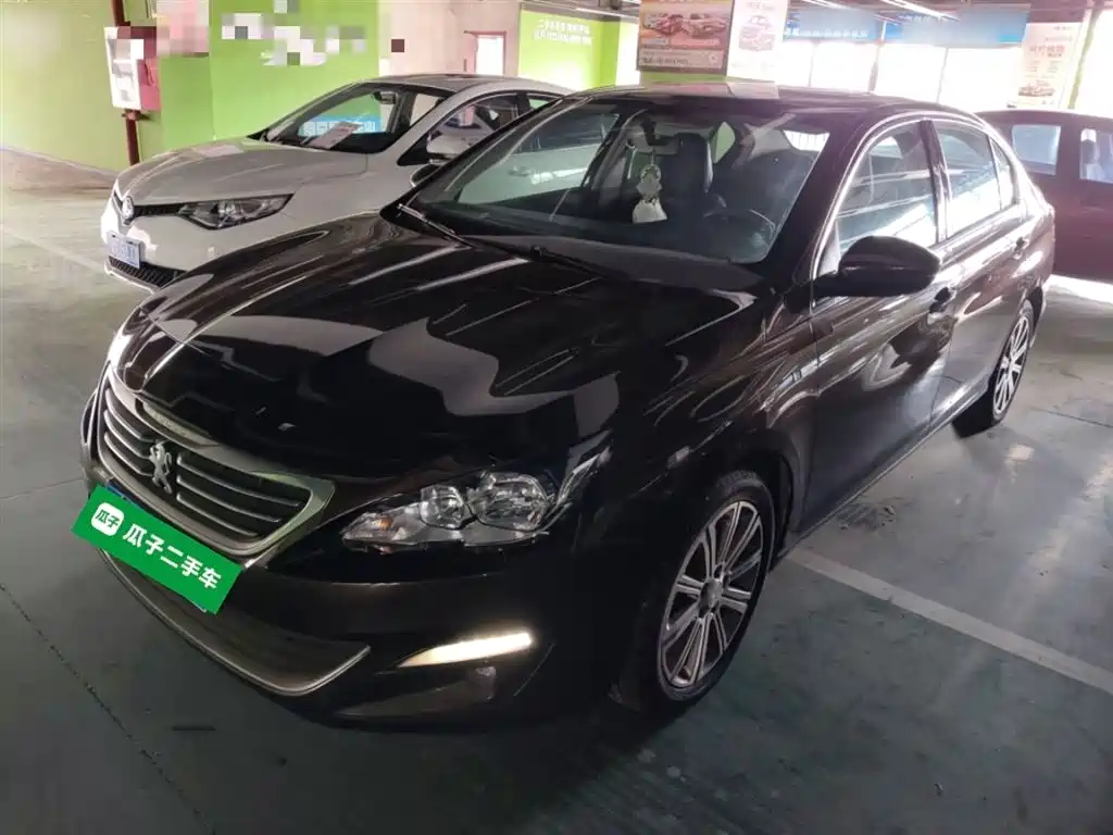 Peugeot 408 2016 1.6T Automatic Luxury Edition фото 2