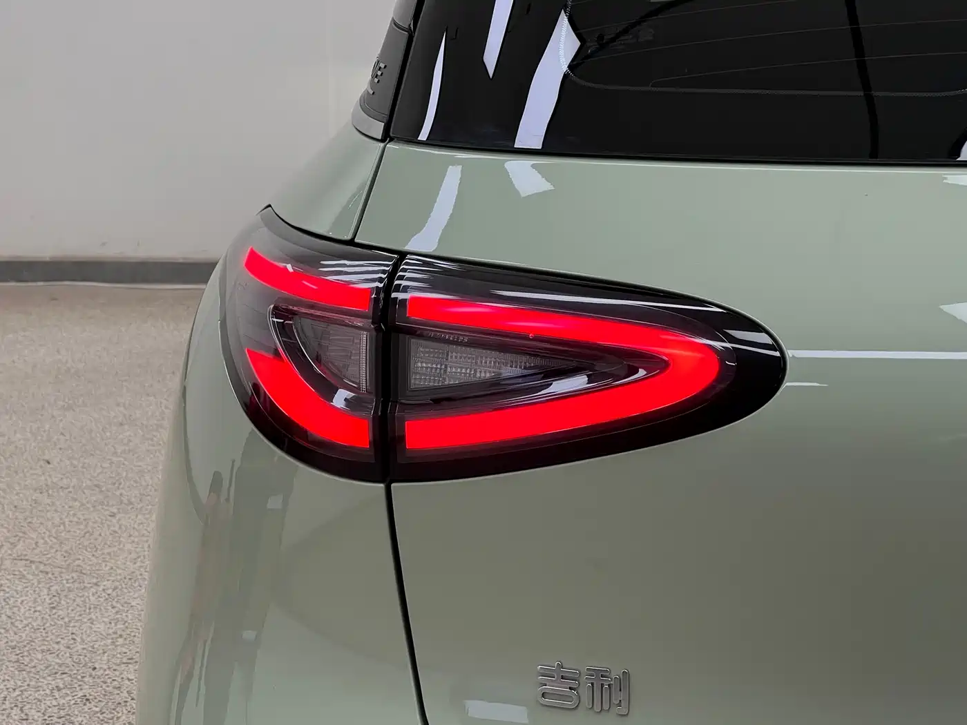 Geely Galaxy Starry Wish 2025 UP 410km Explorer+ Edition фото 11