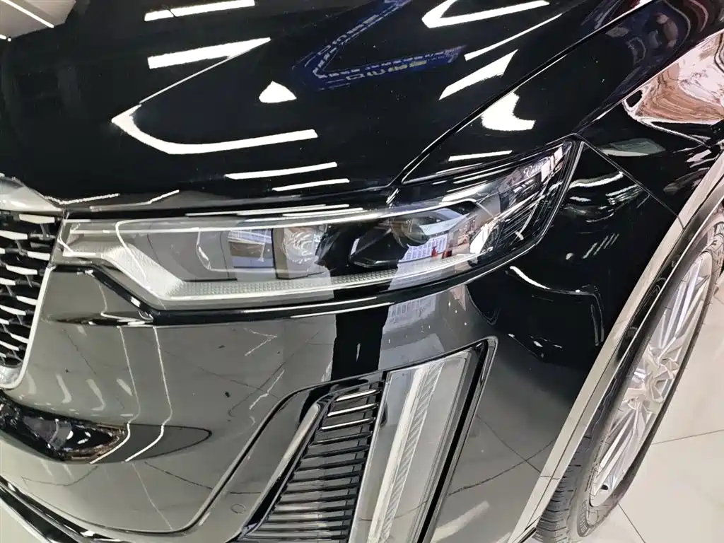 Cadillac XT6 2022 2.0T 6-Seater 2WD Luxury Edition фото 23