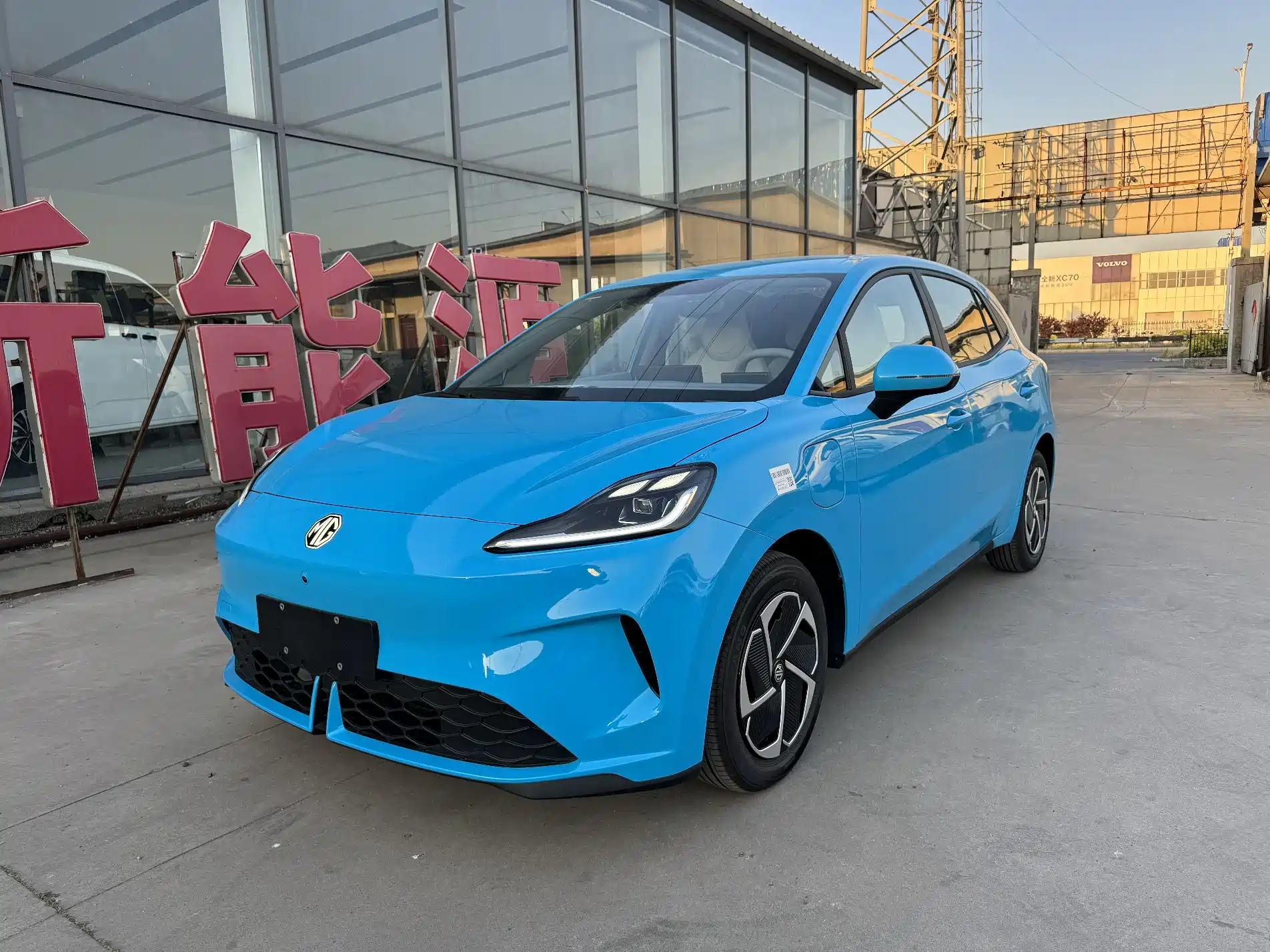 Фото 1 - MG MG4 EV