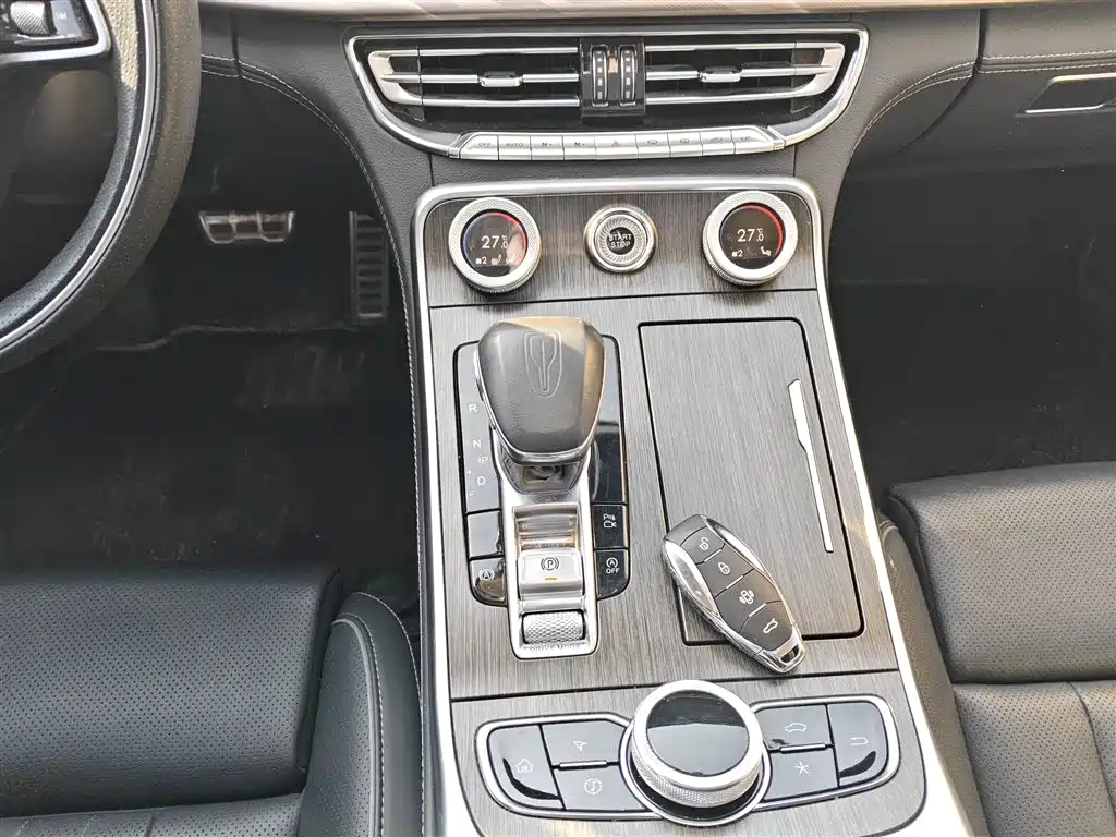 Hongqi H9 2023 Model 2.0T Smart Connect Flagship Edition фото 14