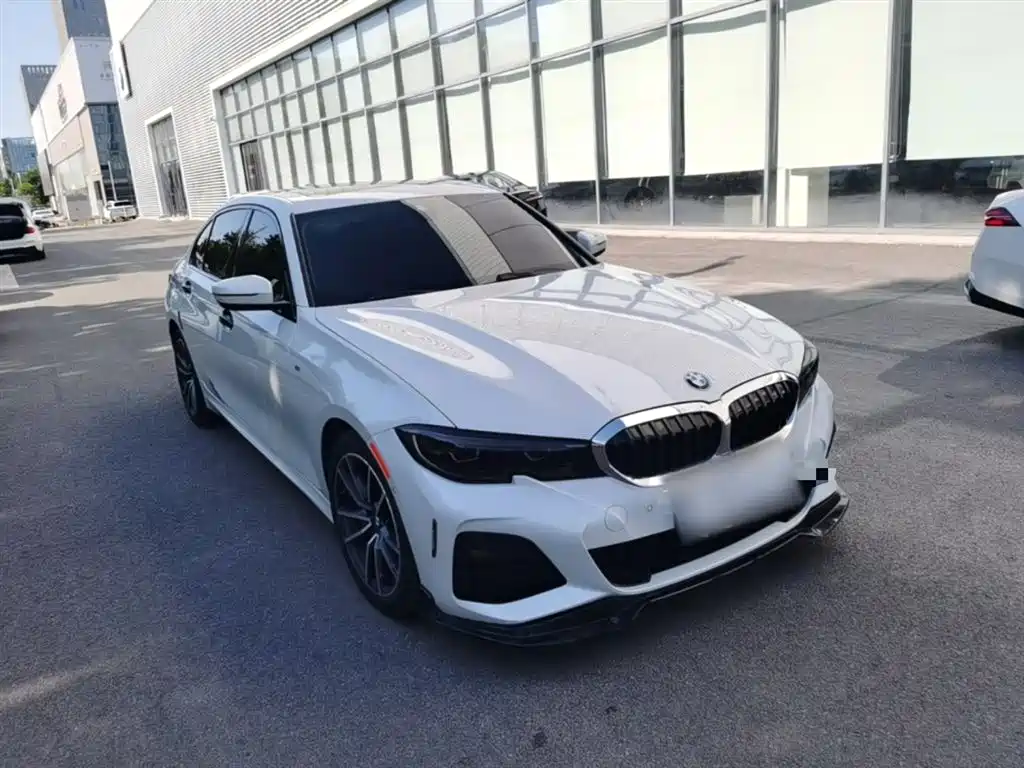 BMW 3 Series 2021 325Li M Sport Package фото 4