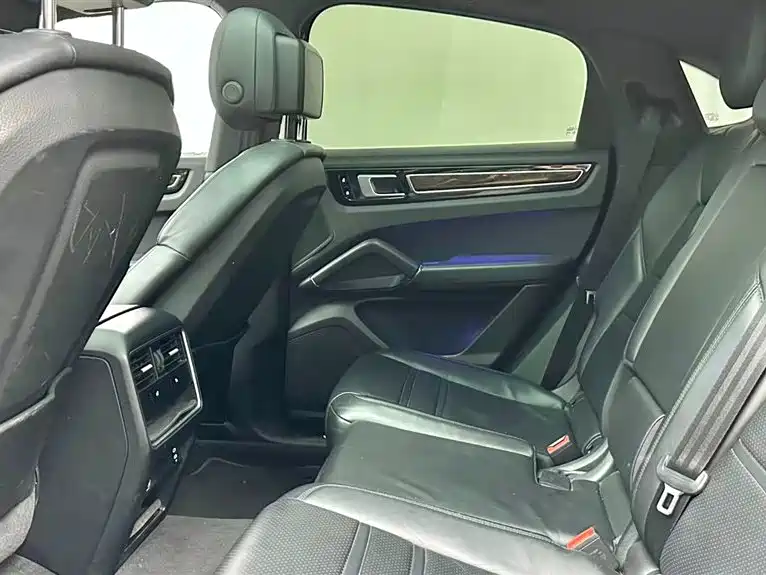 Porsche Cayenne New Energy 2020 Cayenne E-Hybrid Coupé 2.0T фото 9