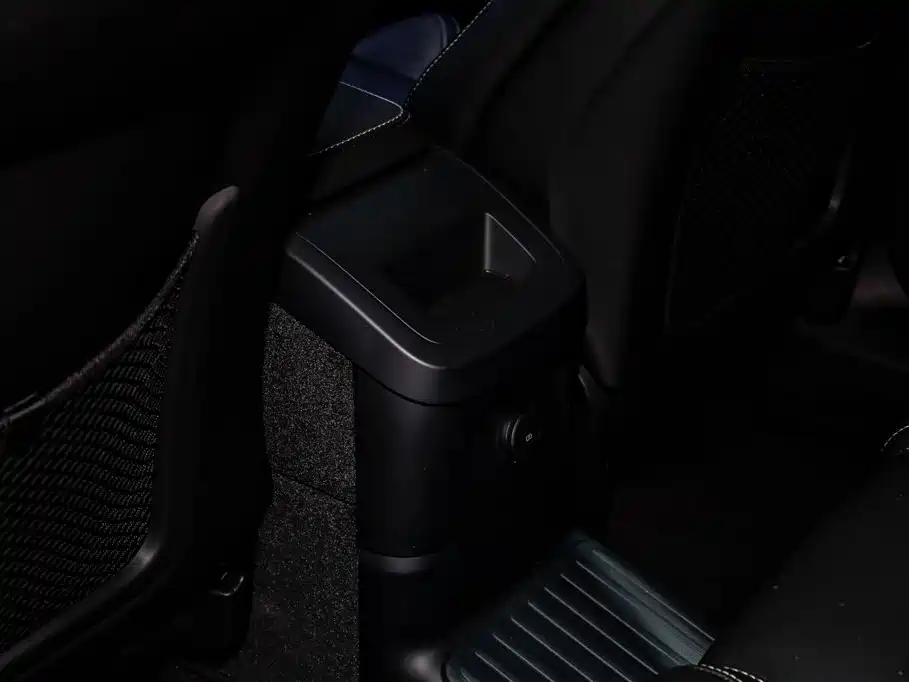 Volvo XC60 Plug-in Hybrid 2024 2024 T8 PHEV Long Range AWD Polar Night Edition