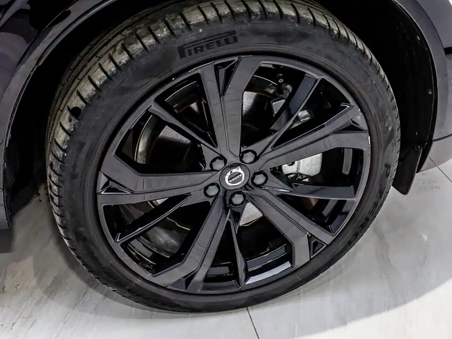 Volvo XC60 Plug-in Hybrid 2024 2024 T8 PHEV Long Range AWD Polar Night Edition