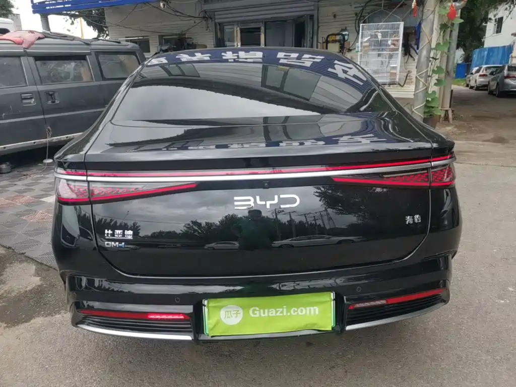 BYD Seal 2024 2024 Glory Edition DM-i 1.5L 121km Prestige