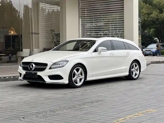 MERCEDES-BENZ CLS