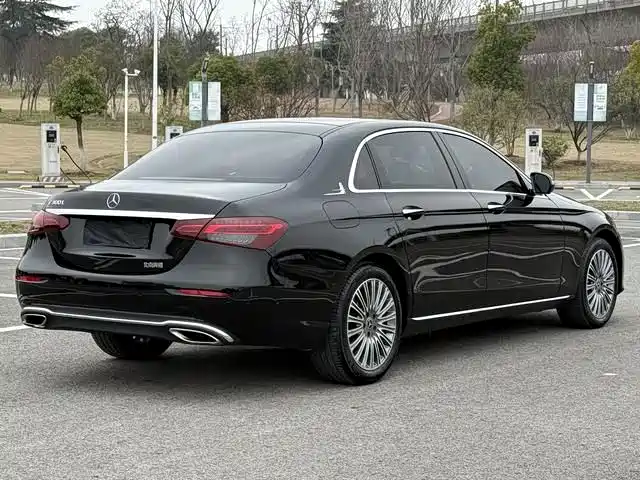  E CLASS