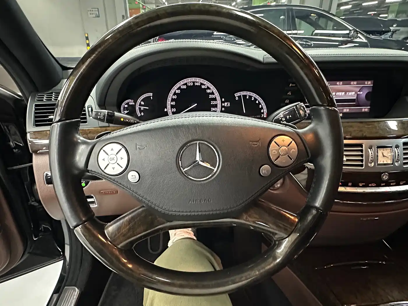 Mercedes-Benz S-Class 2012 S 300 L Business Grand Edition фото 16