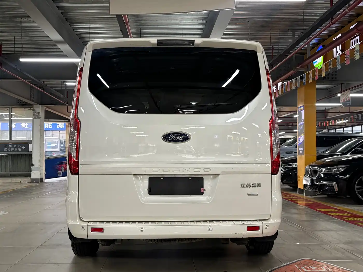 Ford Tourneo 2017 2.0T Automatic Smart Elite Edition фото 11