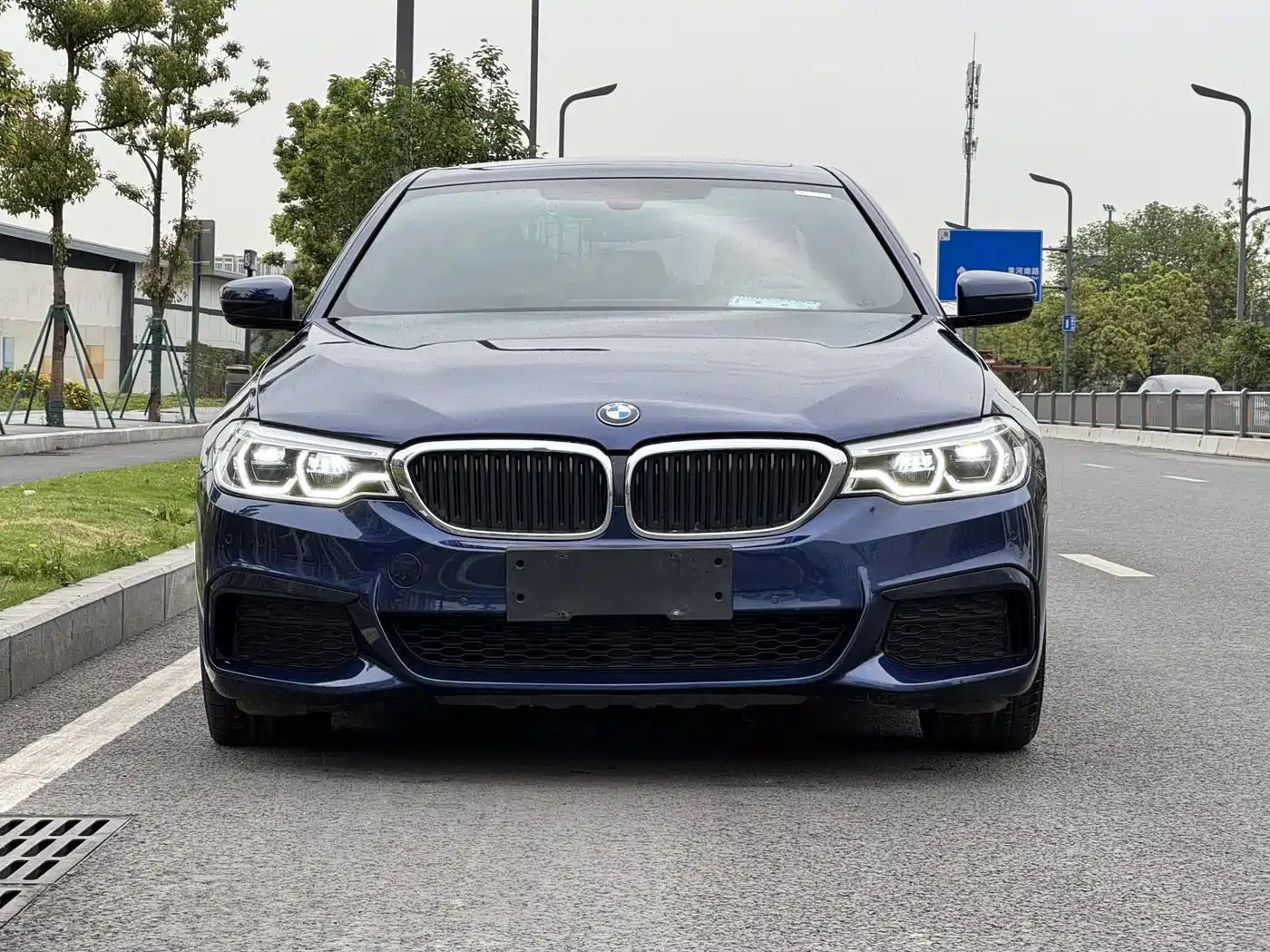 BMW 5 Series (Import) 2020 Model 525i M Sport Package фото 2
