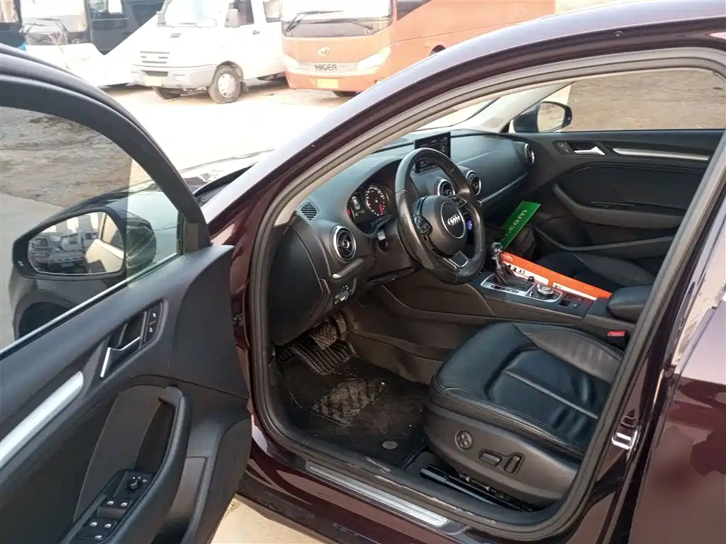 Audi A3 2015 Limousine 40 TFSI Automatic Comfort фото 13