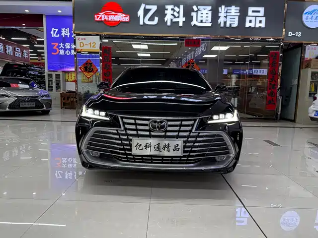 Toyota Avalon 2024 Hybrid 2.0L Luxury Edition — фото 3