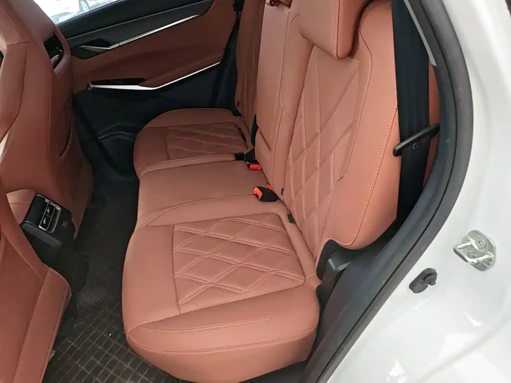 Фото 13 - Changan CS75 PLUS