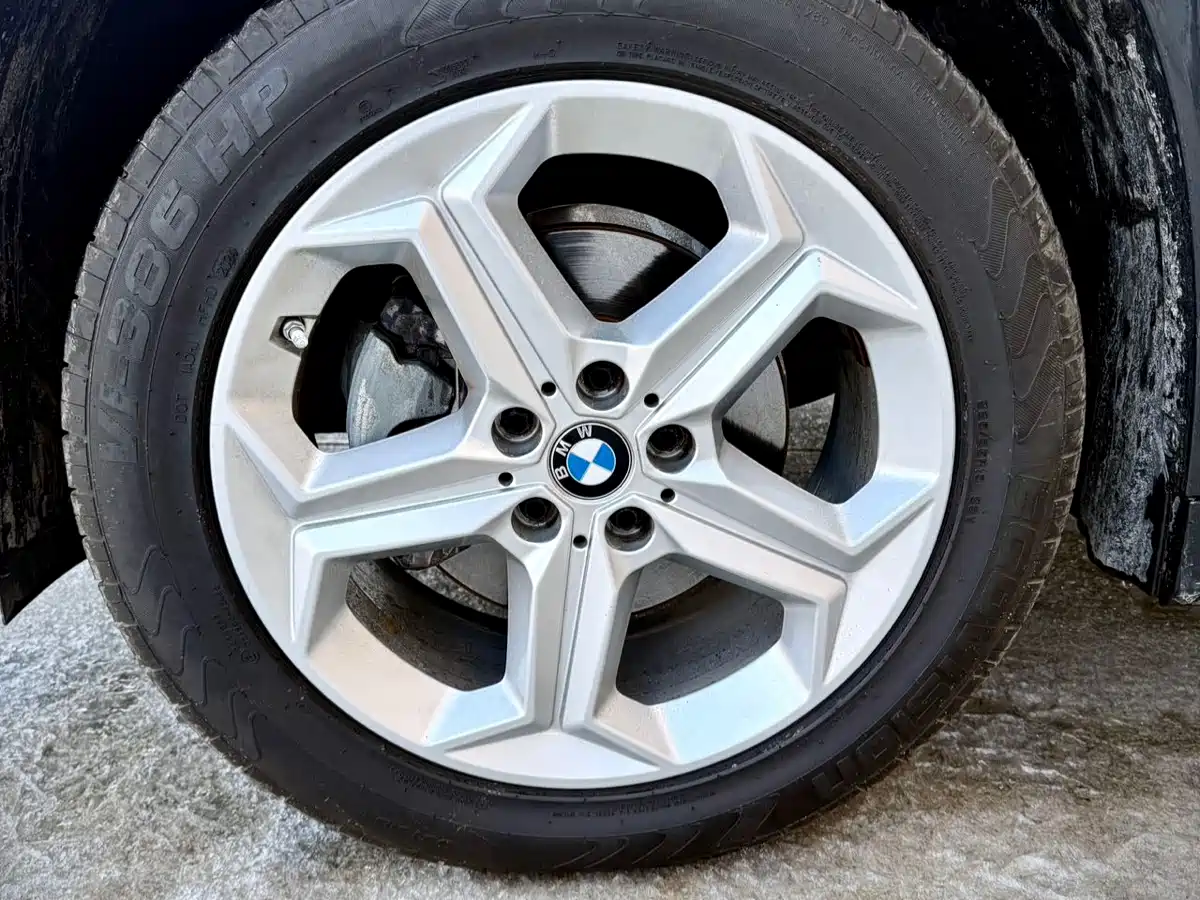 BMW X1 2023 sDrive20Li X Design Package фото 9