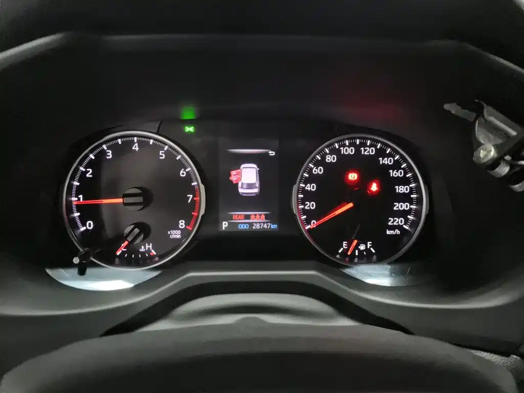 Toyota Wildlander 2020 2.0L CVT 2WD Luxury Edition фото 12