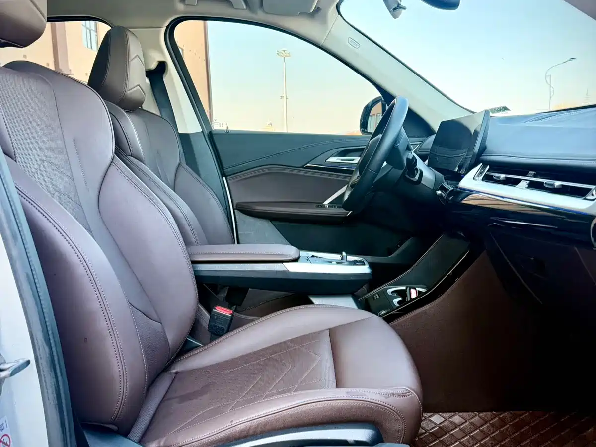BMW X1 2023 sDrive20Li X Design Package фото 13
