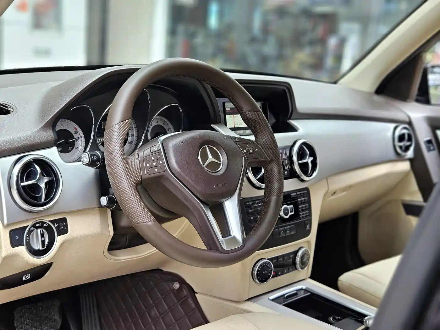 Mercedes-Benz GLK-Class 2013 GLK 300 4MATIC Dynamic фото 11