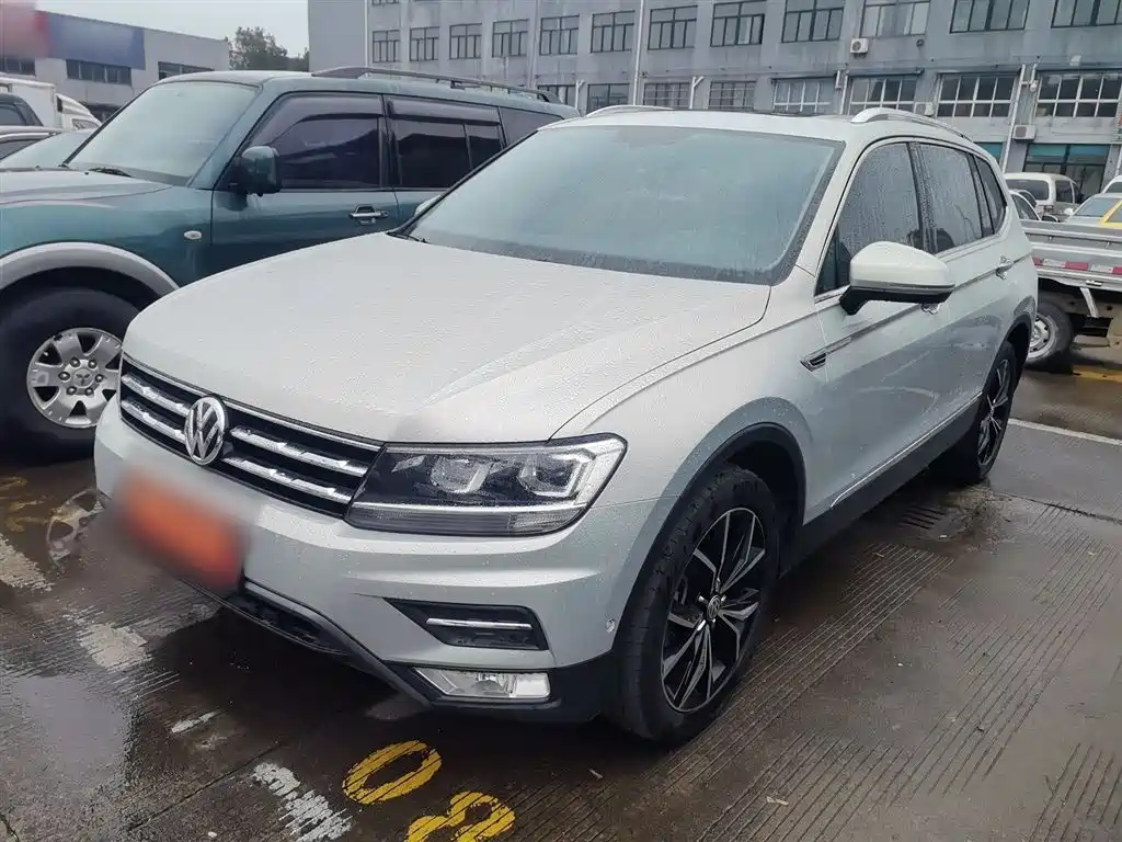 Volkswagen Tiguan L 2019 Facelift 330TSI Auto 2WD Smart Luxury China VI фото 2