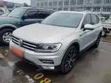 صورة 2 - Volkswagen Tiguan L