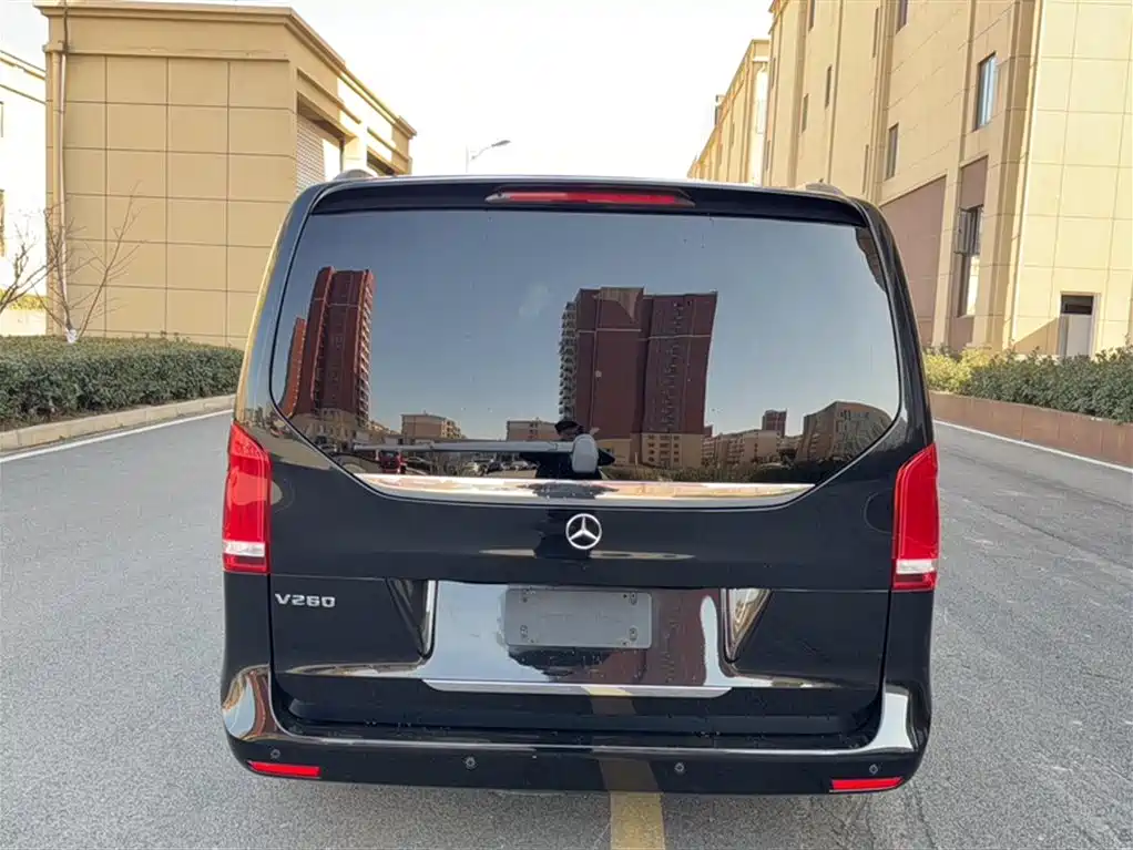 Mercedes-Benz V-Class 2018 V 260 Navigator Edition China VI фото 23