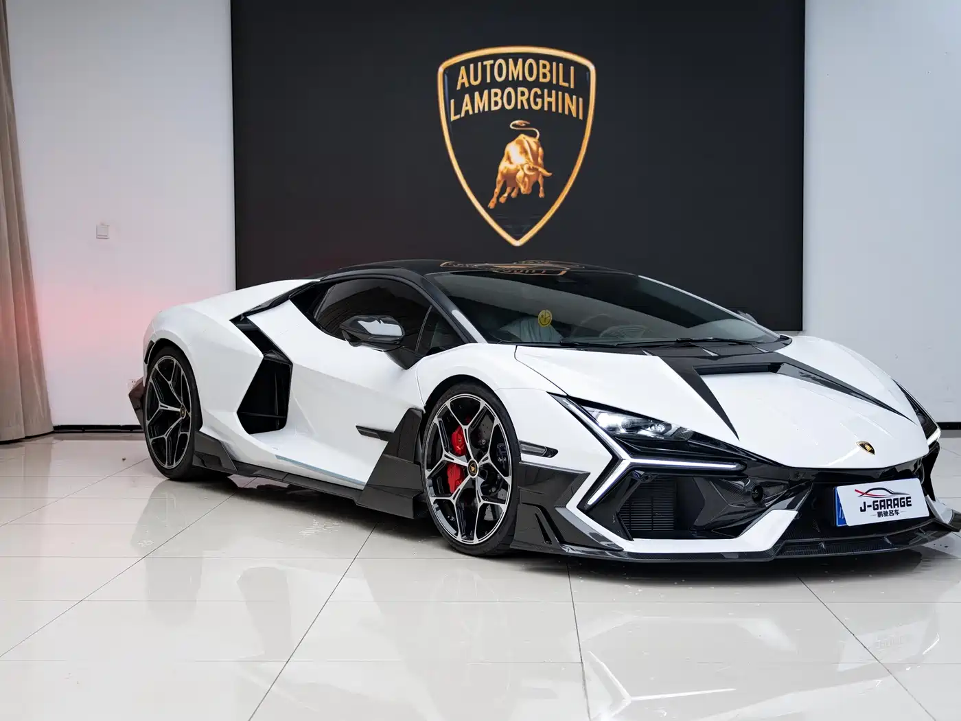 Lamborghini Revuelto 2025 2025 Base Model