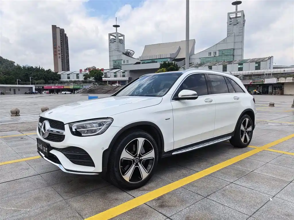 Mercedes-Benz GLC 2022 GLC 300 L 4MATIC Dynamic Collector's Edition