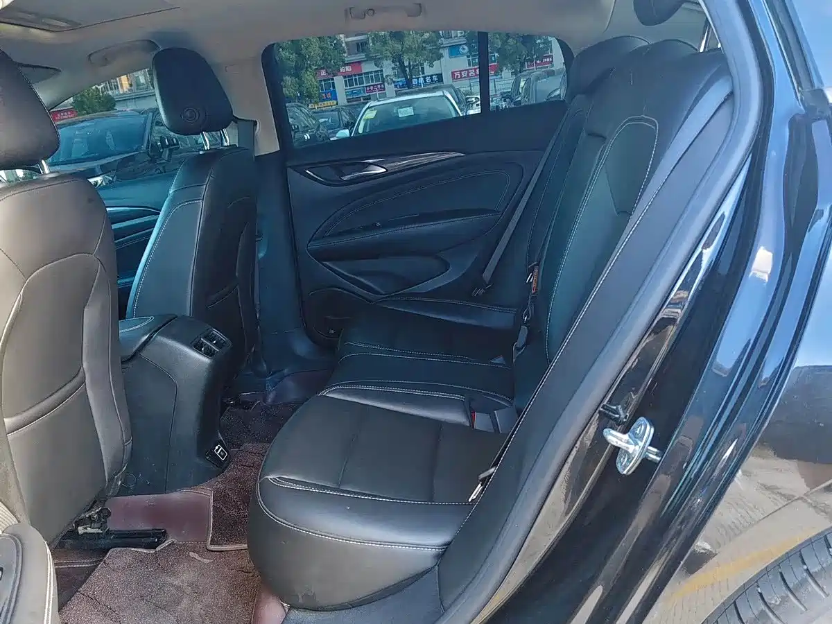 Фото 6 - Buick Regal