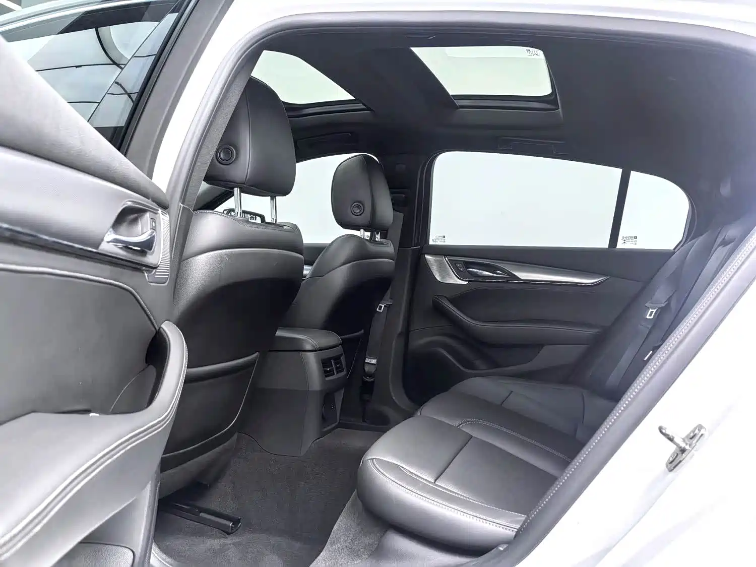 Photo 5 - Cadillac CT5